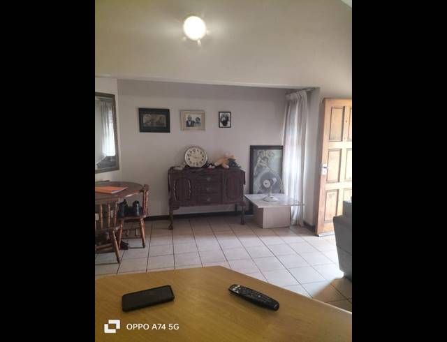 3 BEDROOM PROPERTY TO RENT IN BIRDSWOOD